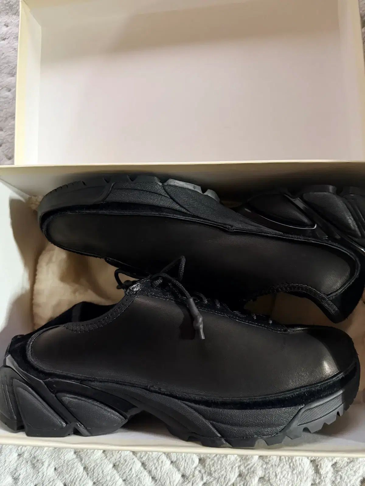 OUR LEGACY アワーレガシー クローブ ブラック 42