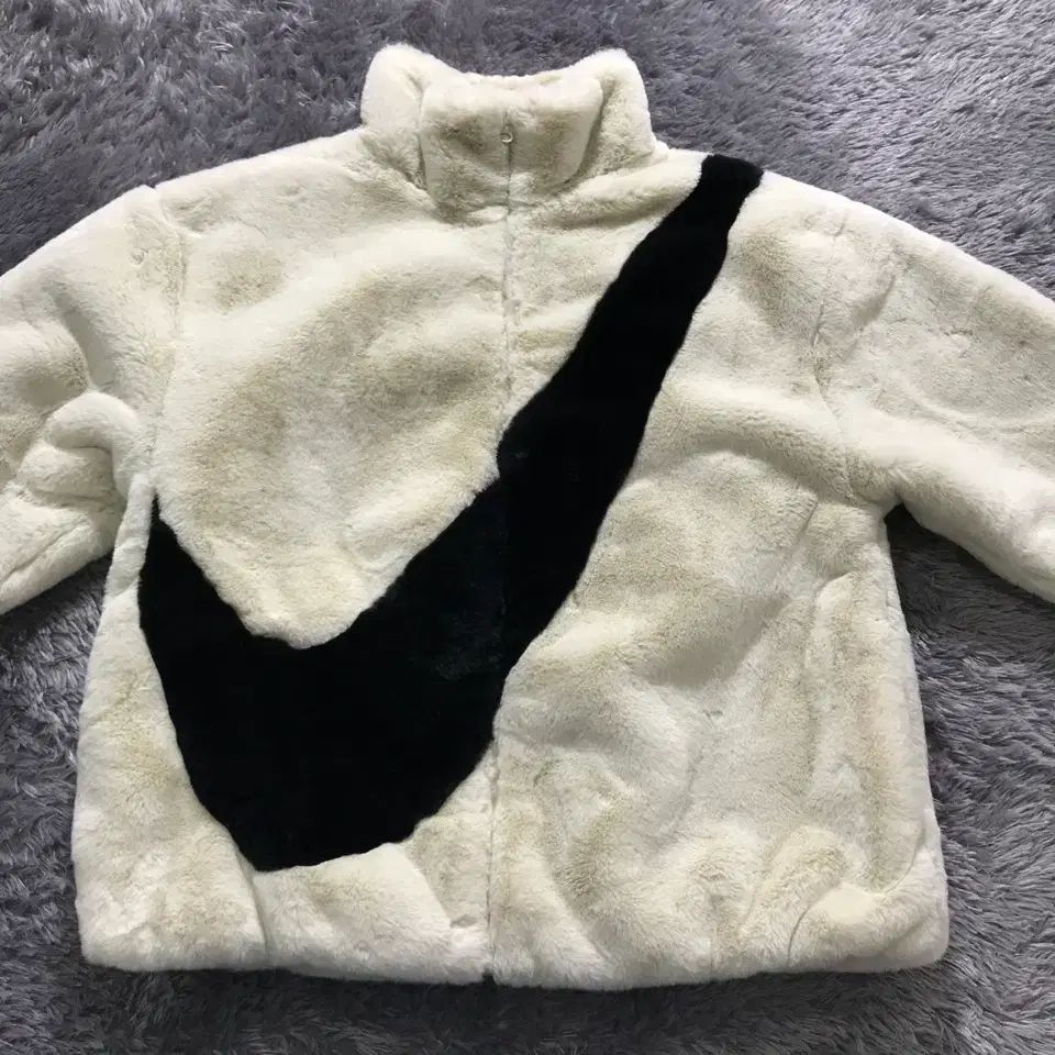 レディース M A級 NIKE ビックスウォッシュ PLUSH ファー ジャケット