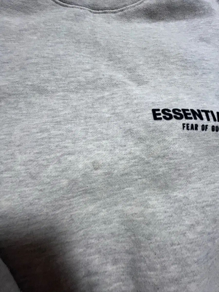  FEAR OF GOD フィアオブゴッド ESSENTIALS エッセンシャルズ スウェット トレーナー スウェット トップス