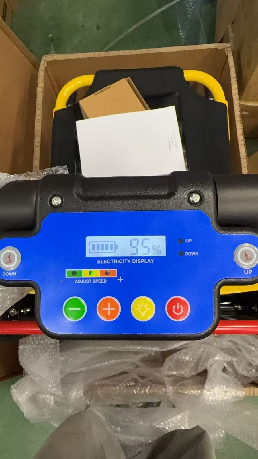 LangTu 階段昇降機 折り畳み 電動車椅子 介護車椅子 高齢者障害者用補助自走車椅子 730992