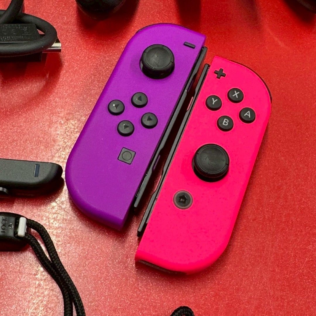□Nintendo Switch 本体 カラーカスタマイズ ニンテンドースイッチ