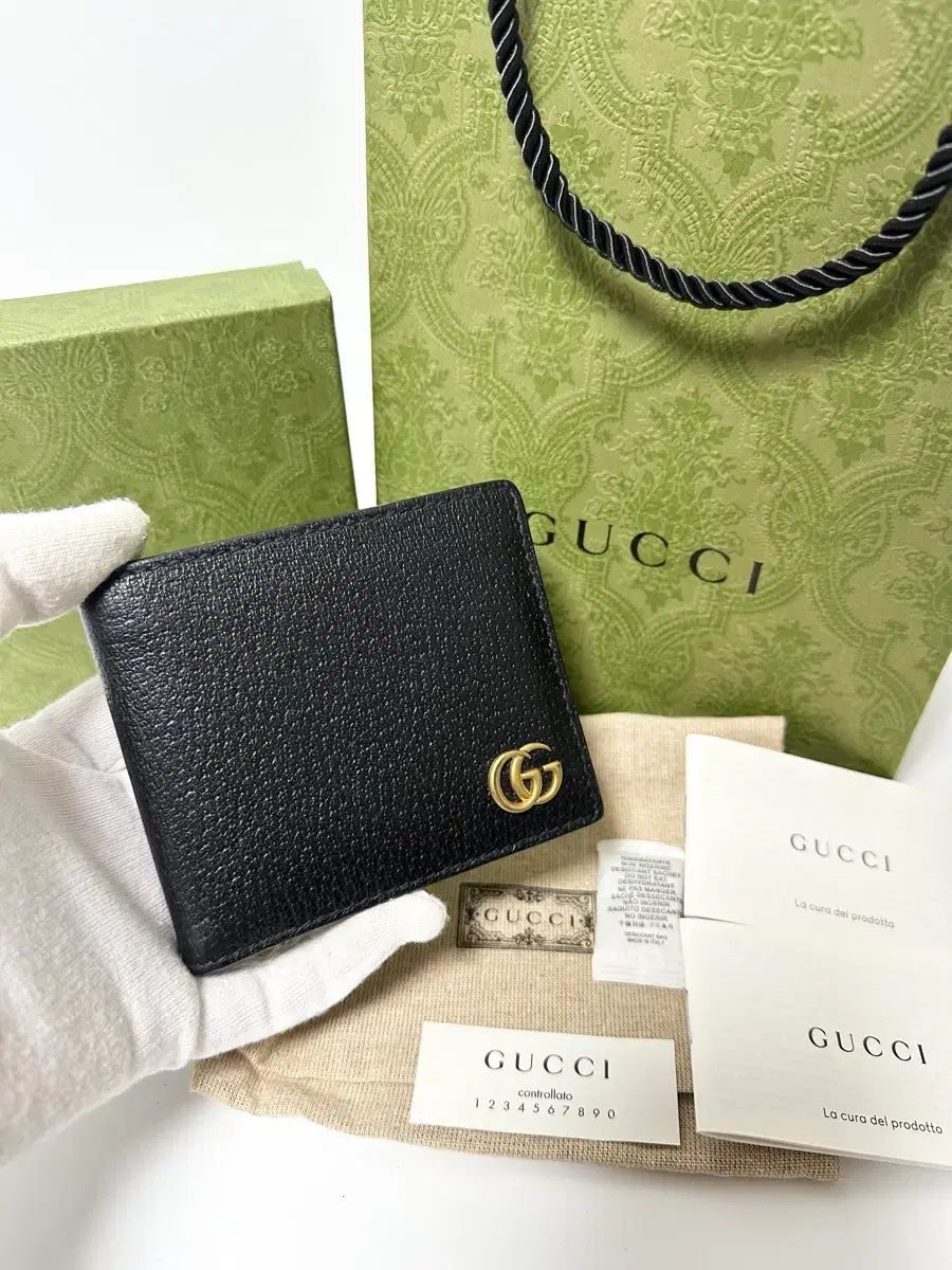フルセット グッチ マーモント 二つ折り財布 ブラック