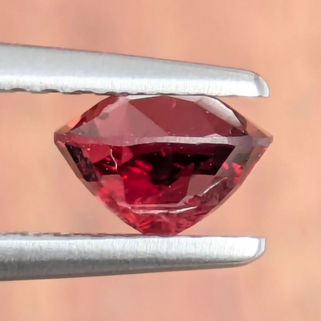  レッドスピネル ミャンマー モゴック産 0.94 ct その他 アクセサリー