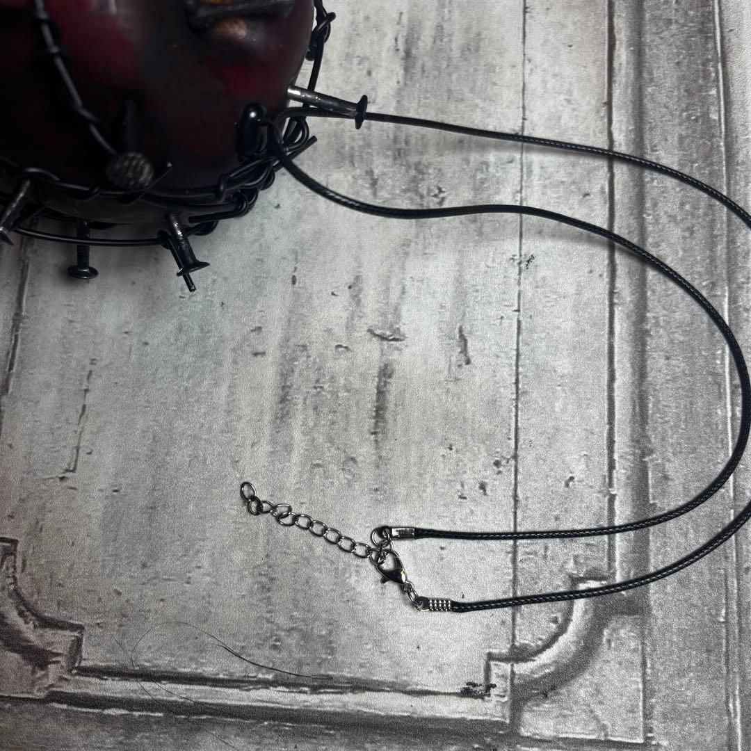 スパイクアップルネックレス