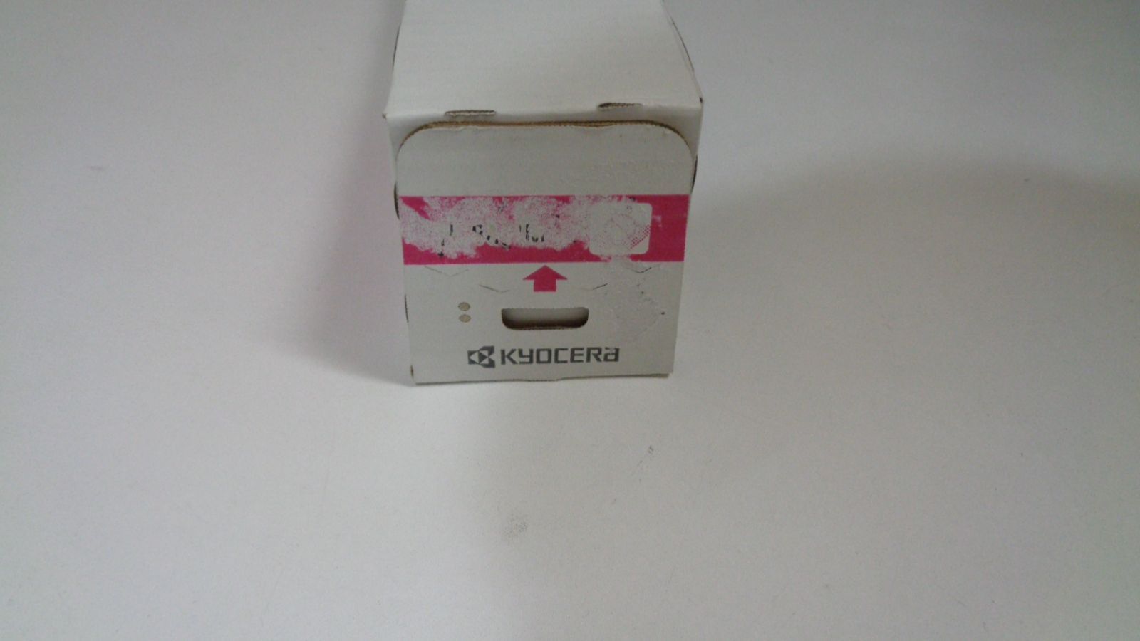 京セラ TK 8801 Mマゼンダ 外箱若干汚れはがれあり 在庫あり M