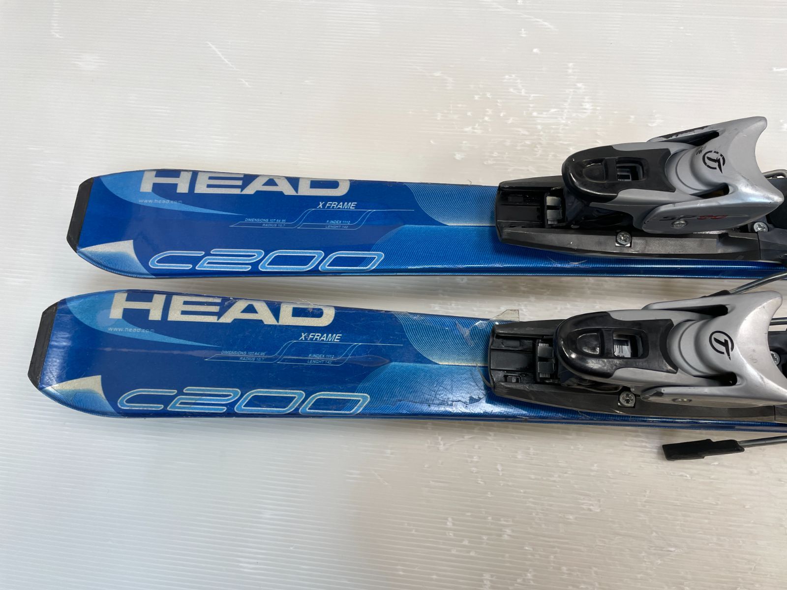 ◇ スキー HEAD C200 142 cm + TYROLIA SP90 ソール長255-343mm 21.0