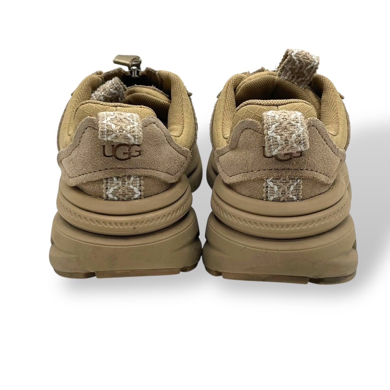 良品 UGG アグ スニーカー 厚底 CA1 ZIP ジッパー ロゴ ベージュ