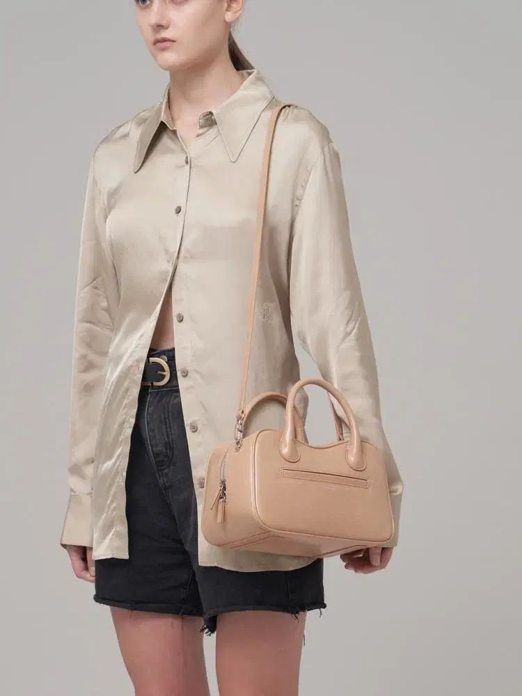 ショルダーバッグ