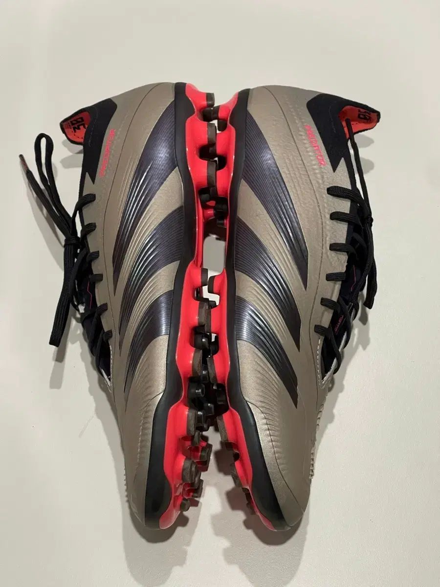 アディダス プレデター エリート 2g3g 265 - メルカリ