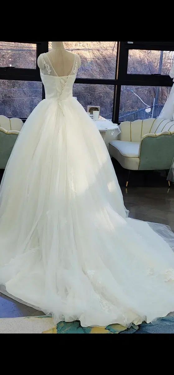 ハイクオリティウェディングドレス