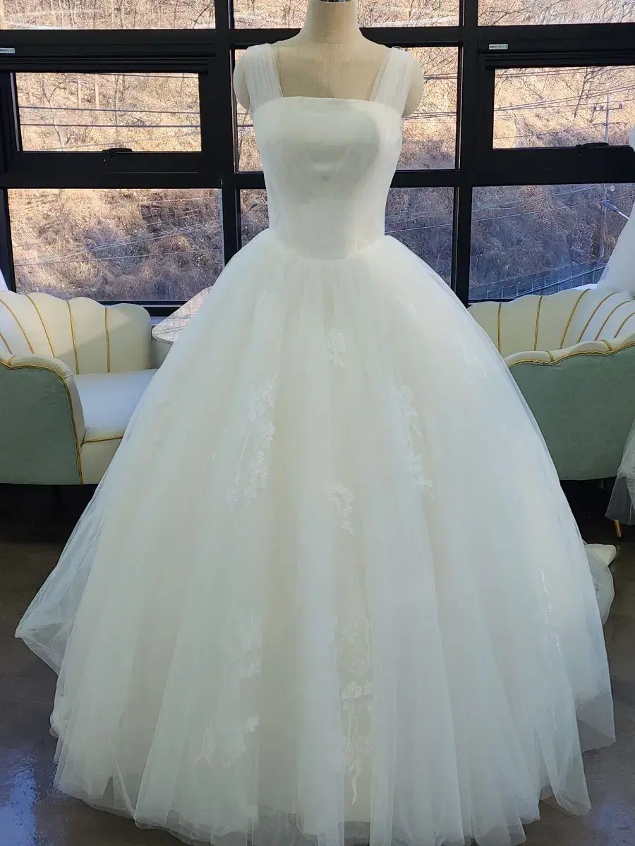 ハイクオリティウェディングドレス