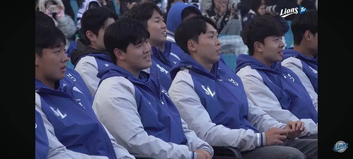 アンダーアーマー 115アウター 冬 キルティング 商品