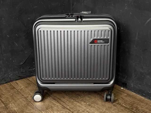 SWISS スイスミリタリー SM C 318 18 in スーツケース 42 L ブラック キャリーケース バッグ ダブルTSAロック 515344