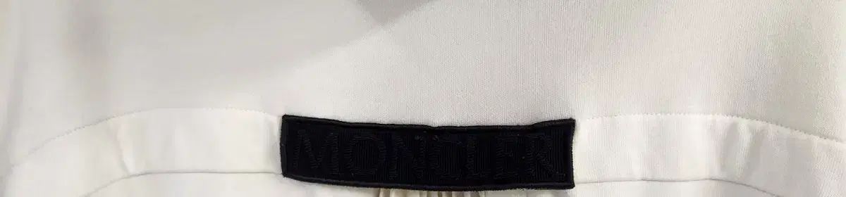 クリームホワイト バッグフリル