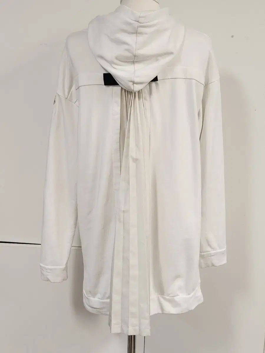 MONCLER モンクレール キッズ ロゴワッペン クリームホワイト バッグフリル フード ONE PIECE 14 Y