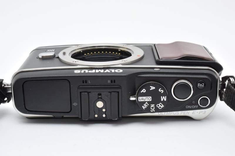 実用光学美品】Olympus オリンパス E-P3 ボディ 黒 ブラック ブラウン