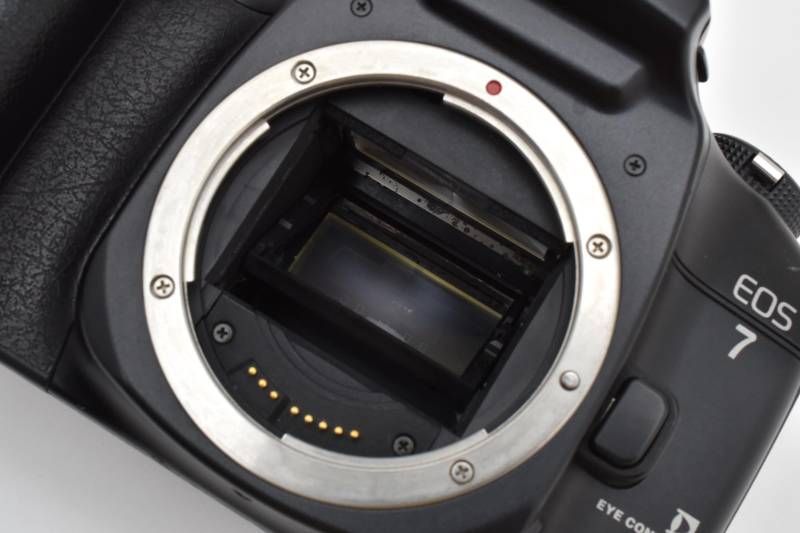 実用品】Canon キャノン EOS7 EYE CONTROL ボディ フィルム一眼カメラ