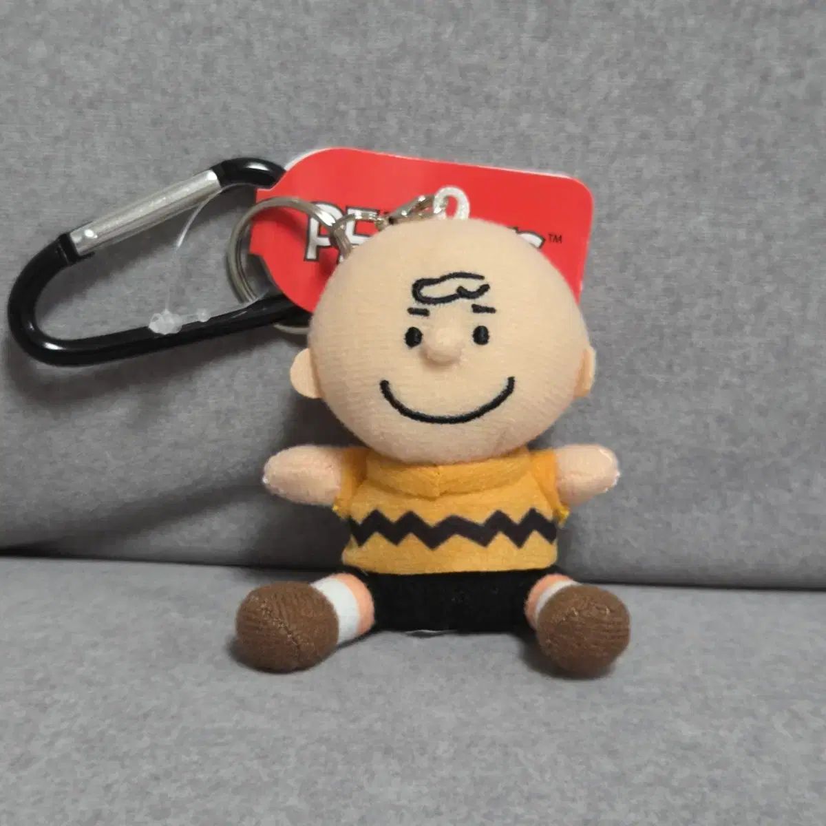 スヌーピー チャーリー・ブラウン キーホルダー - メルカリ