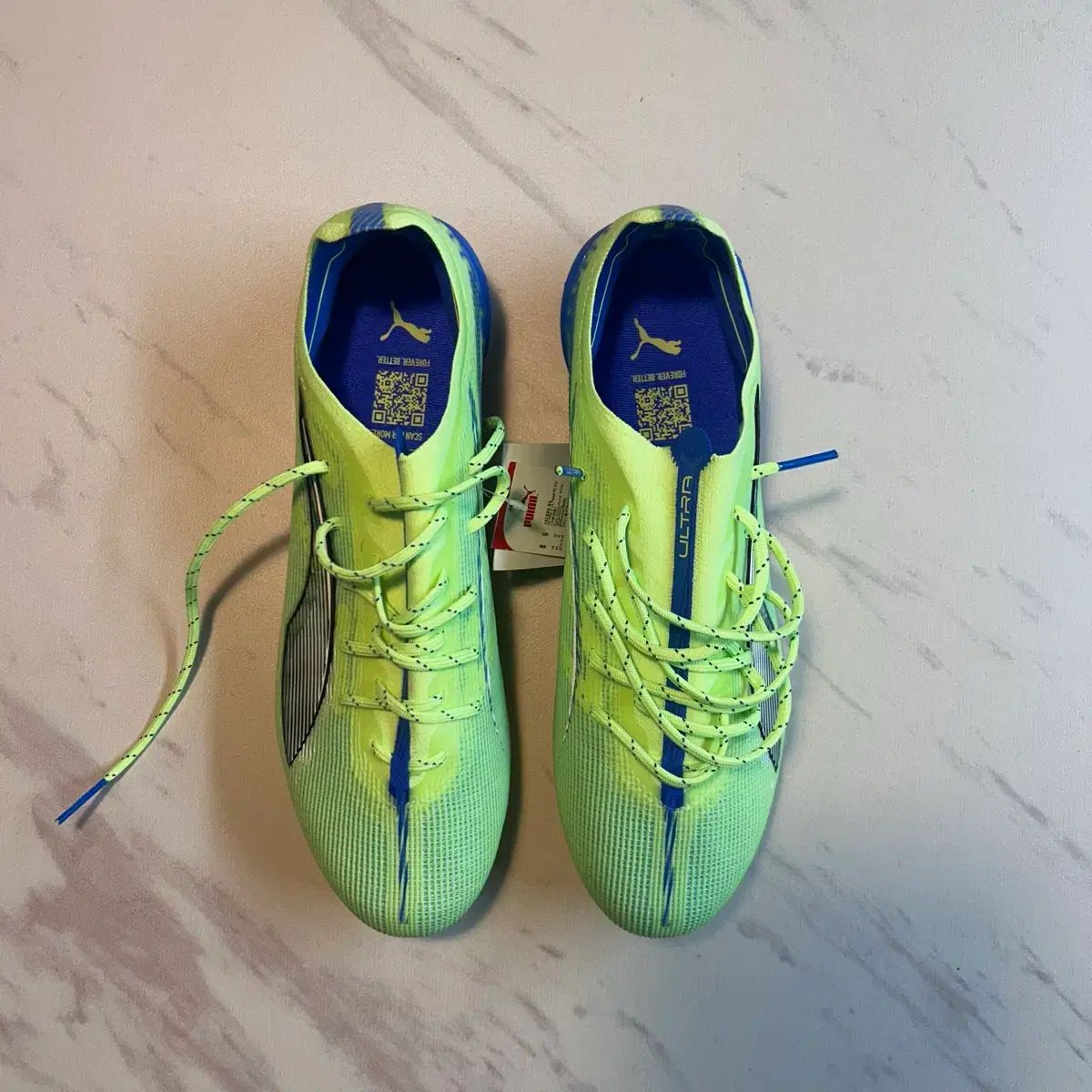 サッカーシューズ