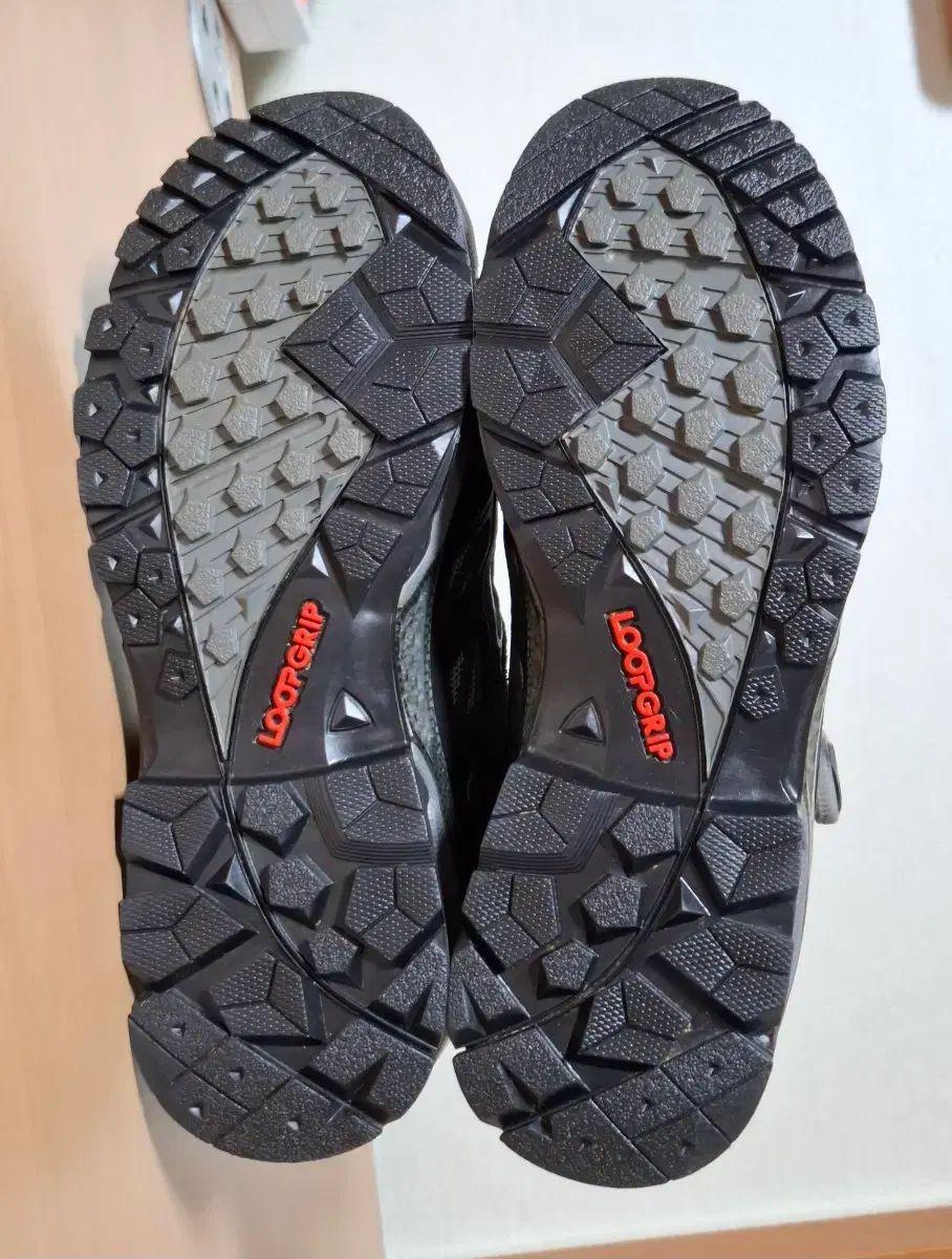 ブラックヤク 約250 GORE-TEX ゴアテックス 登山靴