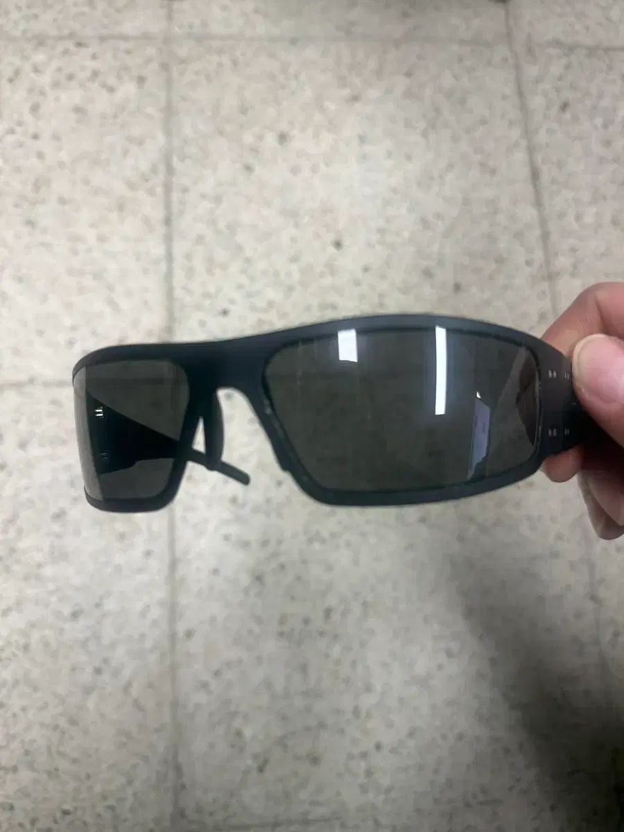 TOD S トッズ マグナム アジアンフィット ブラック