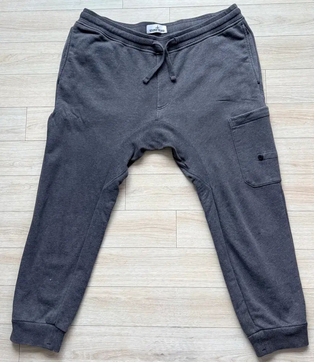 ジョガーパンツ