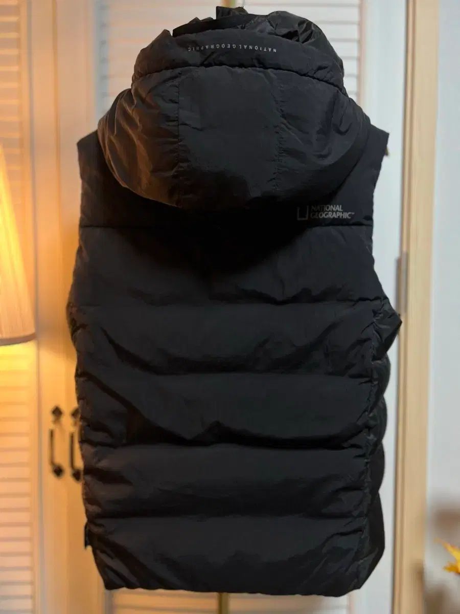 ブラック フード ベスト ダウン 95 Mサイズ