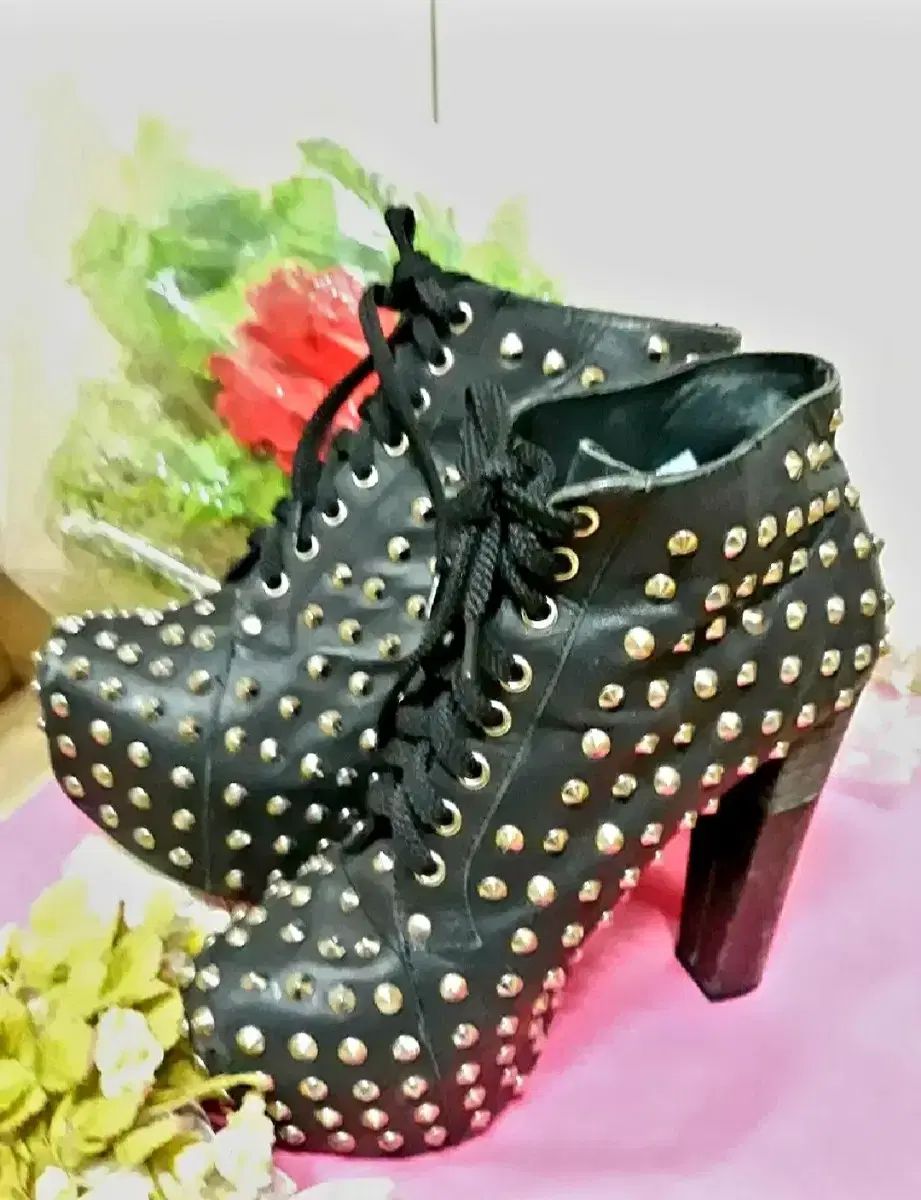 スタッズ プラットフォームヒール ウォーカーブーツ