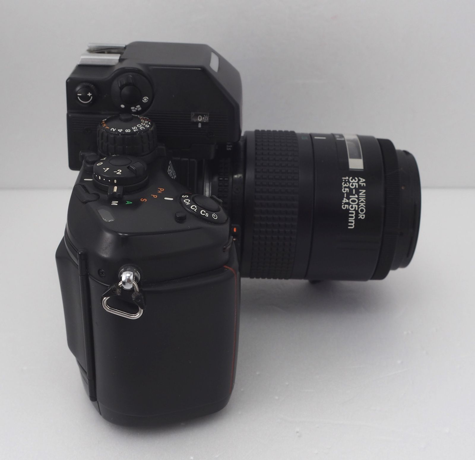 Nikon F3 一眼レフ35-105mmレンズ付き Nikon F3 一眼レフ35-105mmレンズ付き