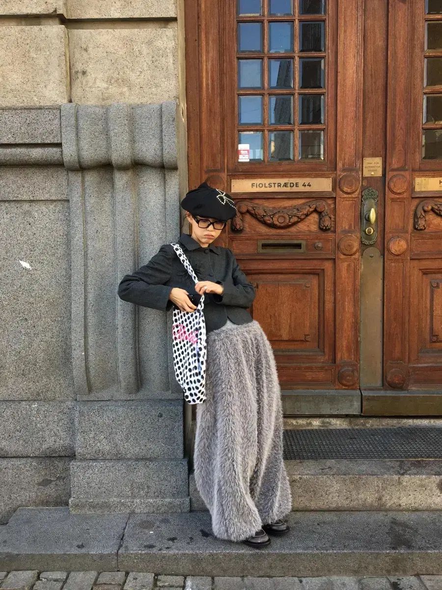 テクスチャーソウル longell パンツ ファー ヘアリー グレー