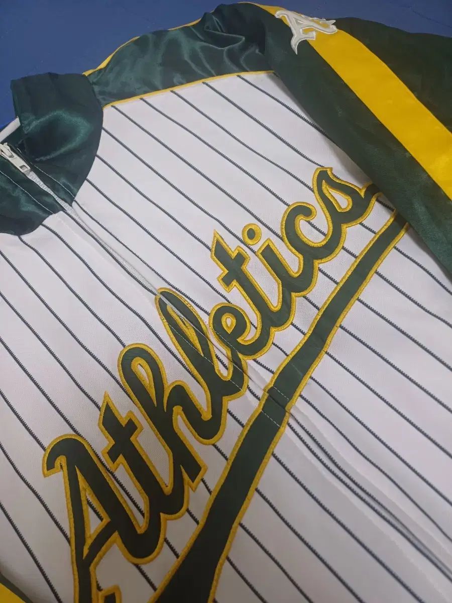 MLB G-III sports オークランド アスレチック 野球 アウター XL - メルカリ