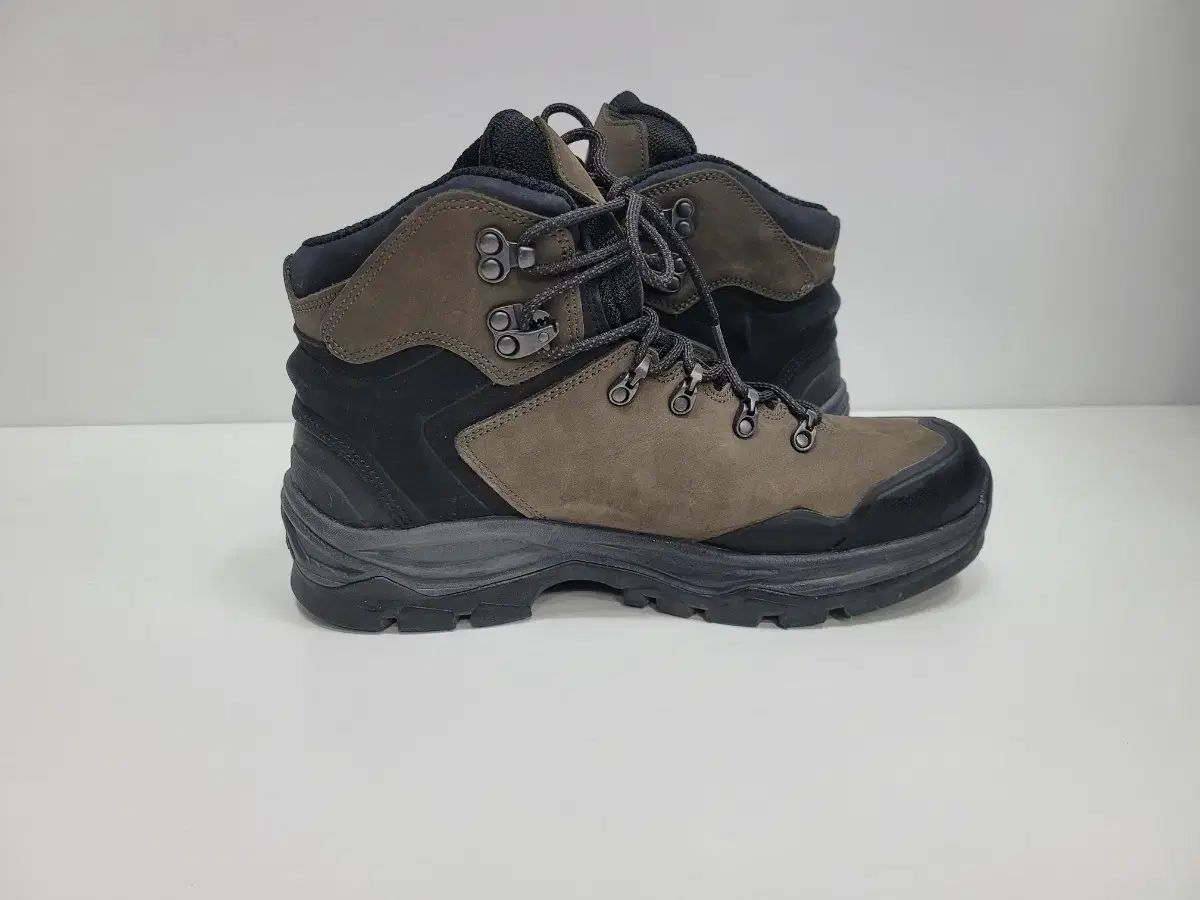 アニーストーム シグマ