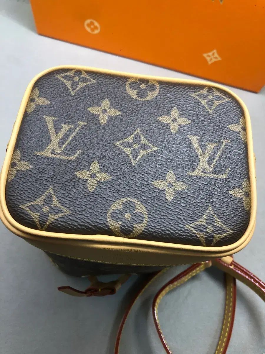  LV ナノ ノエ ミニ バケットバッグ メッセンジャーバッグ ショルダーバッグ
