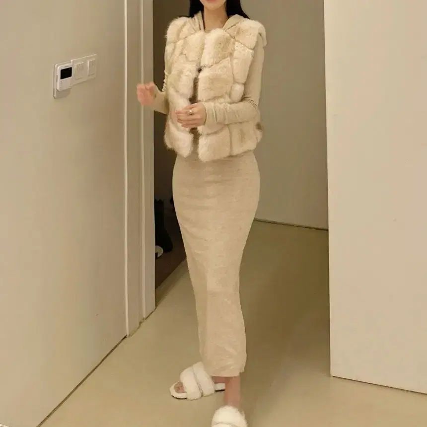  クロップド ポンポン ファー ベスト ベスト ジレ ベスト ジレ ビスチェ