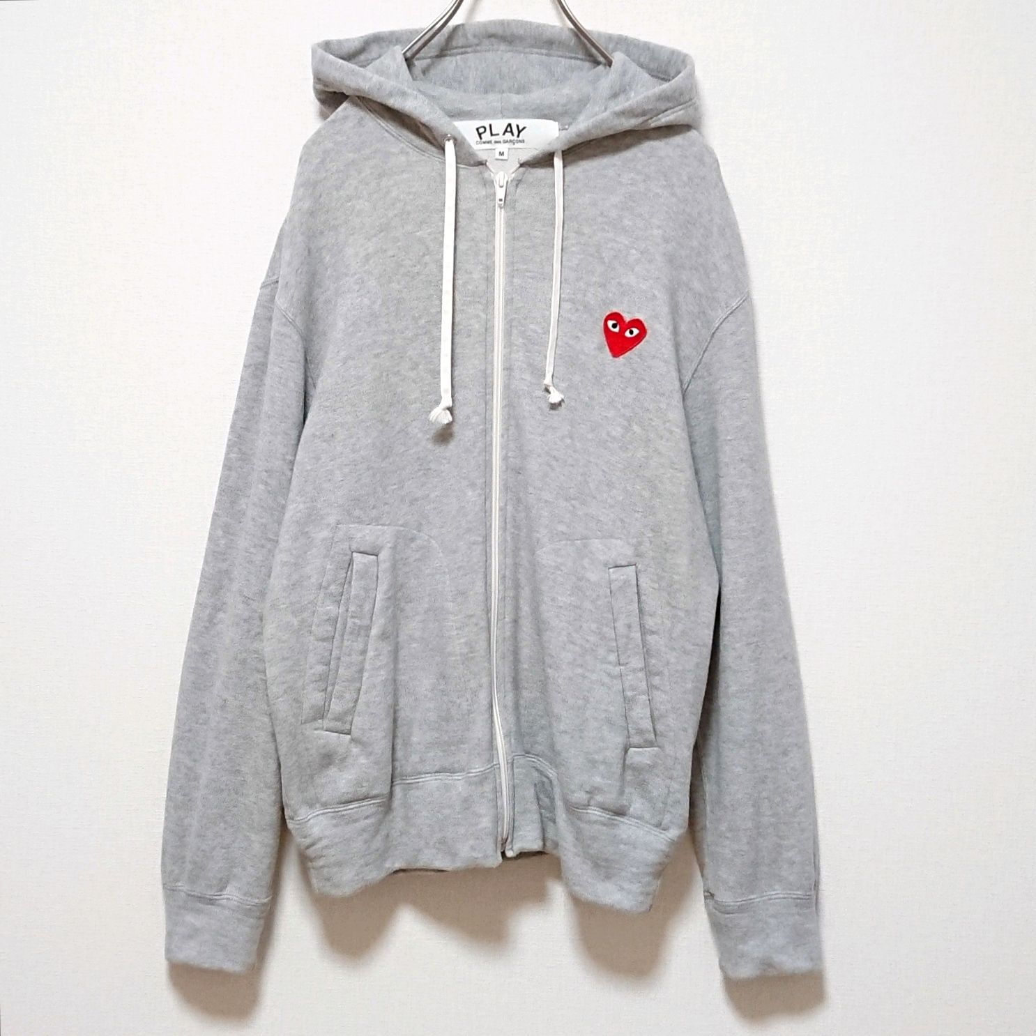 希少 プレイ コムデギャルソン ハート 刺繍 ワッペン ロゴ ジップ