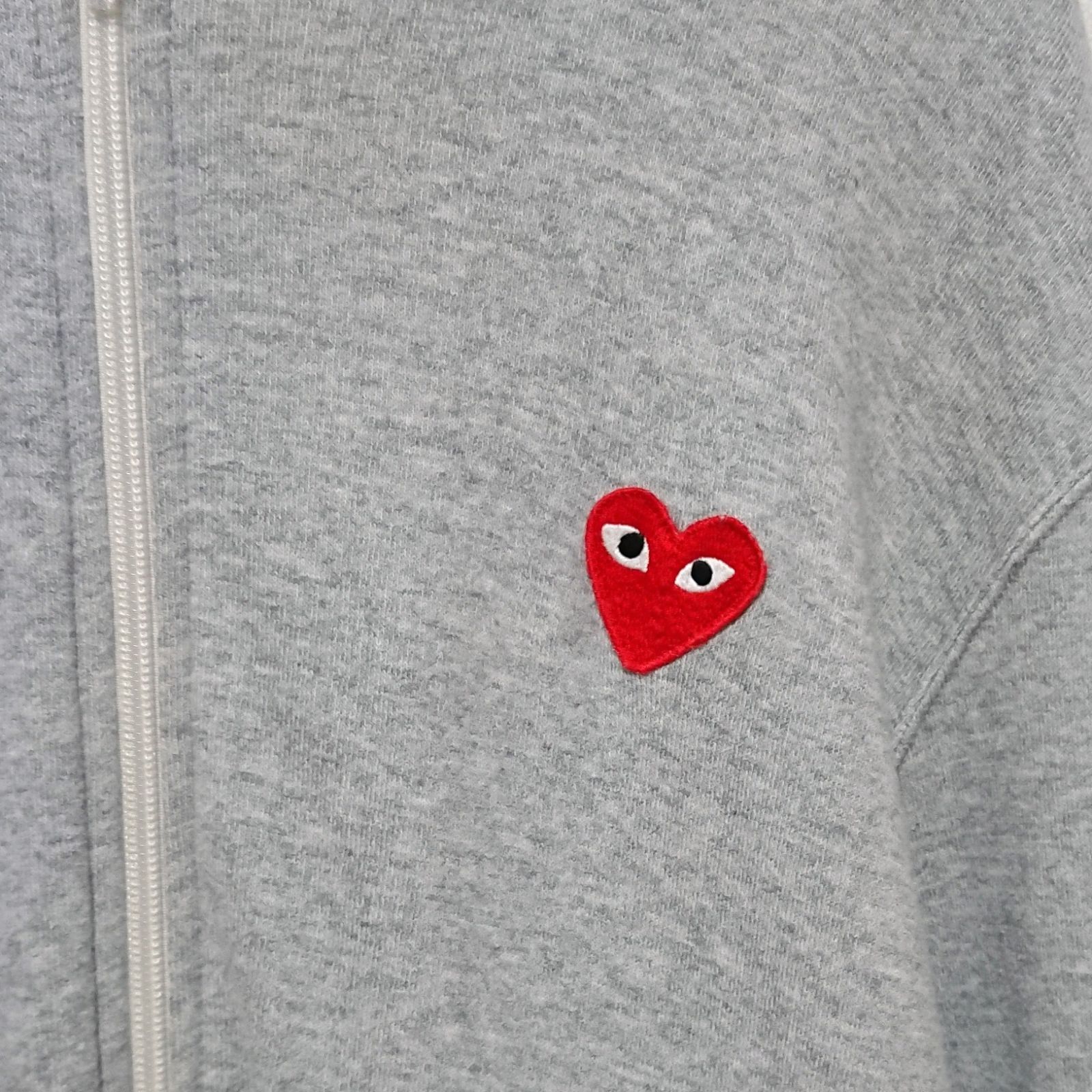 希少 プレイ コムデギャルソン ハート 刺繍 ワッペン ロゴ ジップ