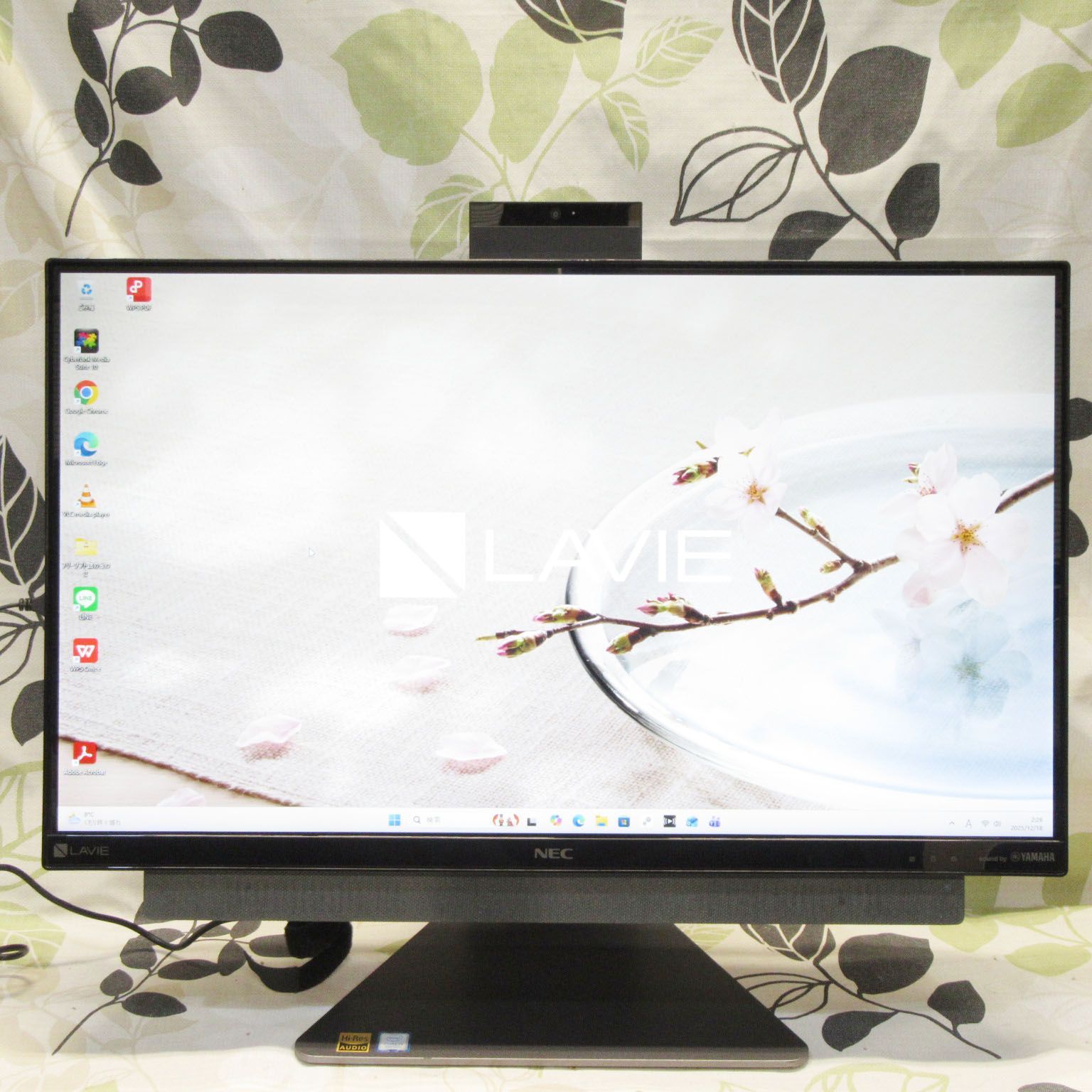 【美品】Win11✨第8世代Corei5✨メモリ8GB✨高性能✨カメラ付✨設定済 Win11高性能8世代Corei5/メ8G/グラボ/SSD+HDD/カメラ/無線 【公式通販】