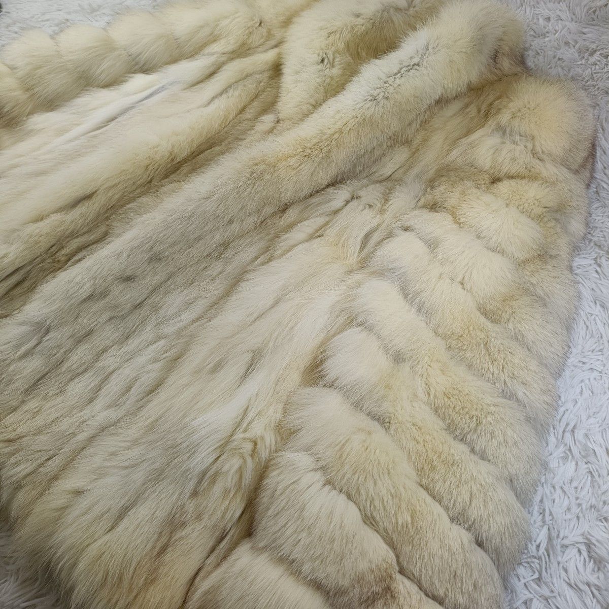 サガフォックス リアルファー フォックスコート クリームホワイト系