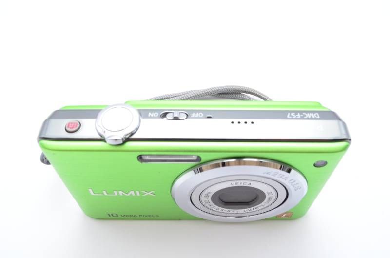 動作品】Panasonic パナソニック LUMIX DMC-FS7 グリーン コンパクト