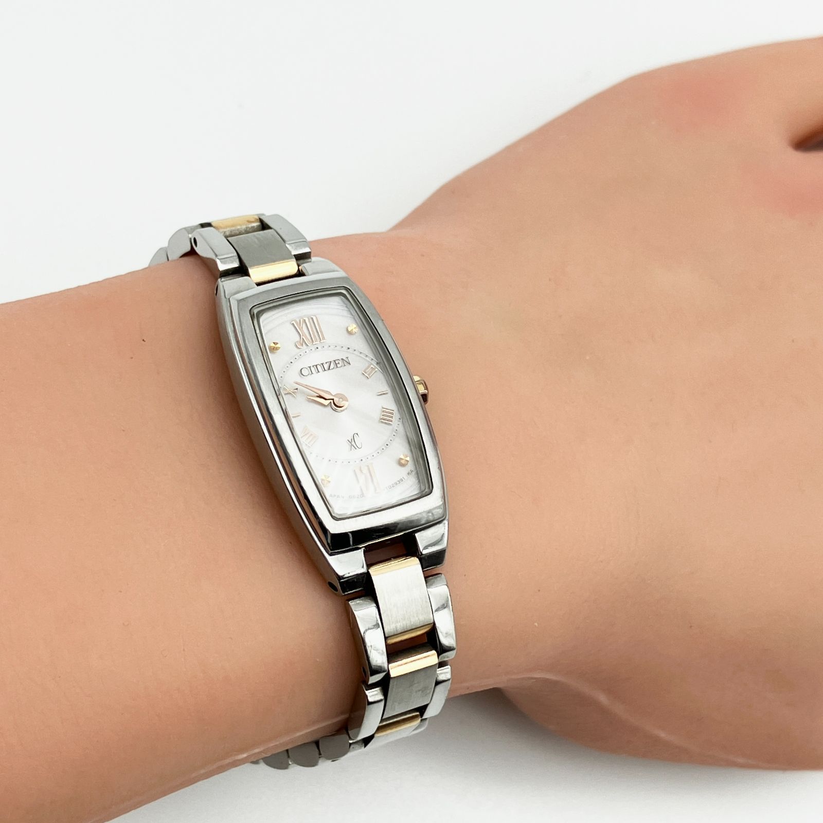 中古】シチズン xC エコドライブ レディース 腕時計 ソーラー トノー型
