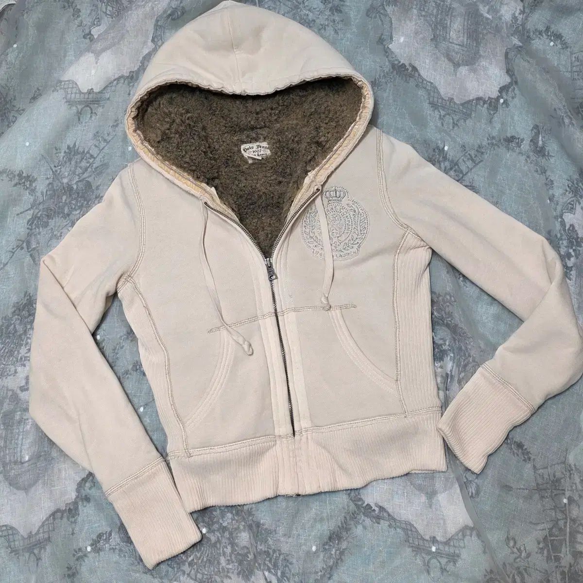 ヴィンテージ Abercrombie アバクロンビー ウルフ죠깔 ポロジーン フード ジップアップ y 2 k 姉ギャル d i a깔