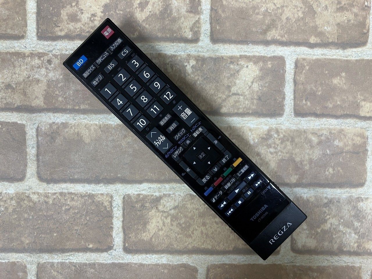 ☆状態良好☆ TOSHIBA 東芝 32型 ハイビジョン液晶テレビ REGZA