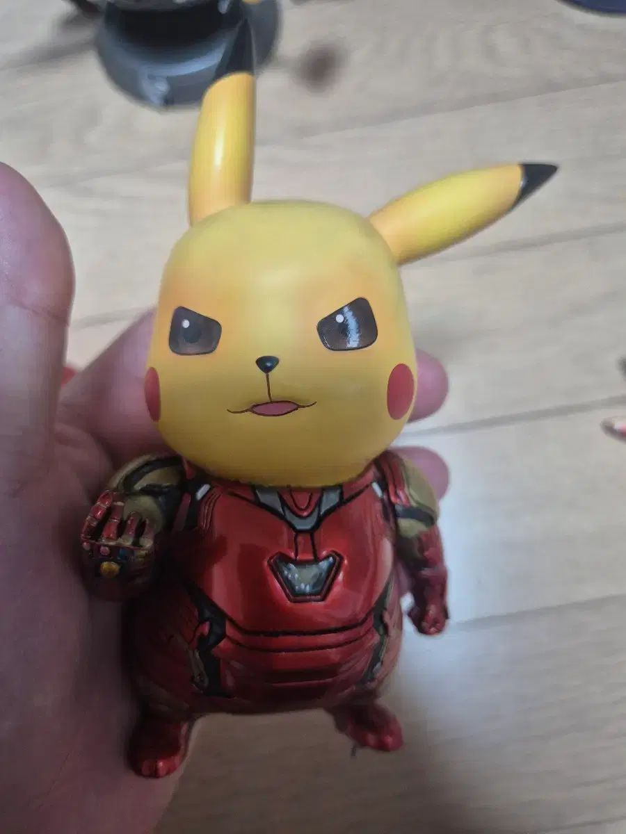 ピキCHUU アベンジャーズ コラボ