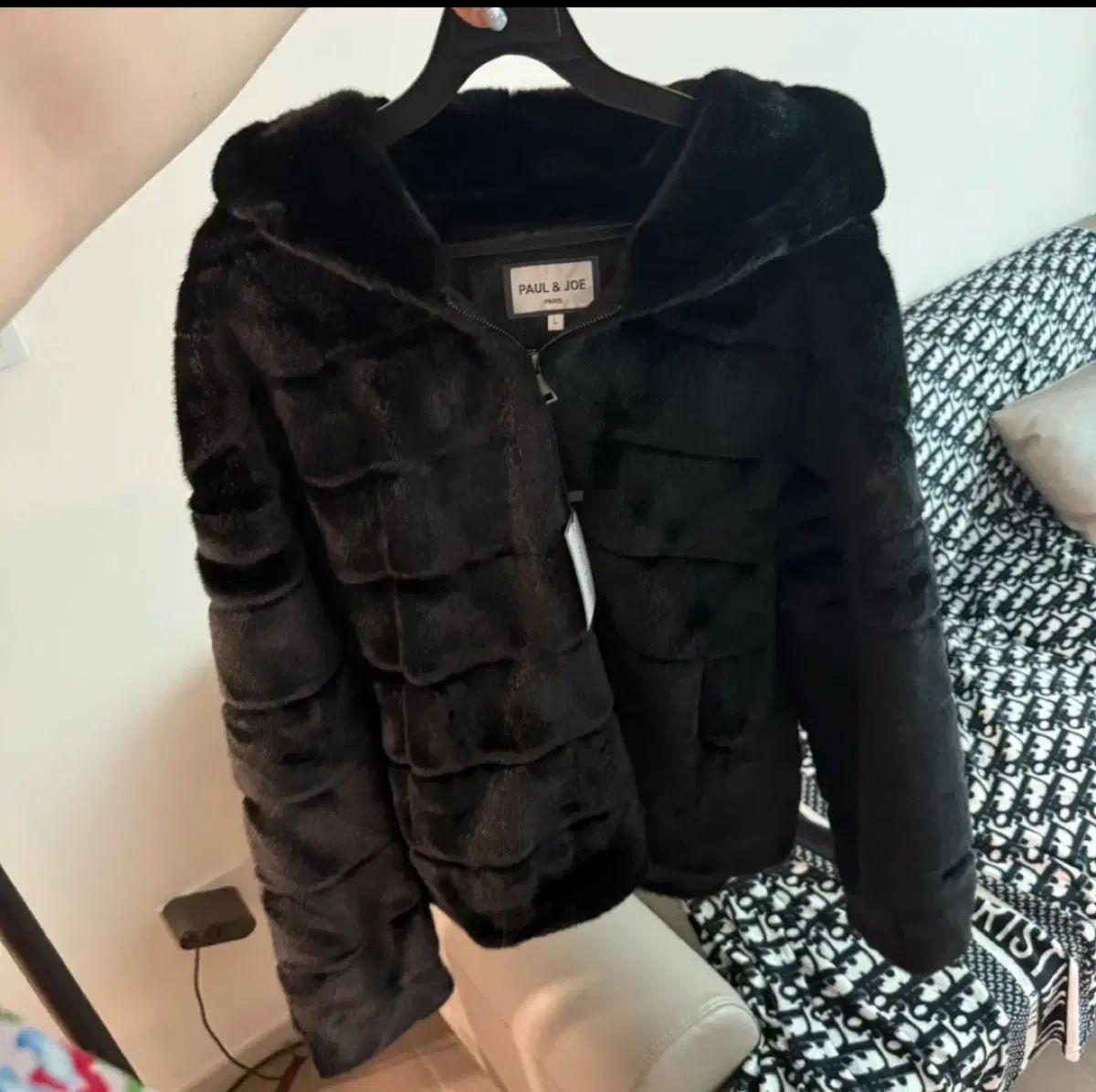 ポール＆ジョー ブラック フード ファー ジャケット L 77