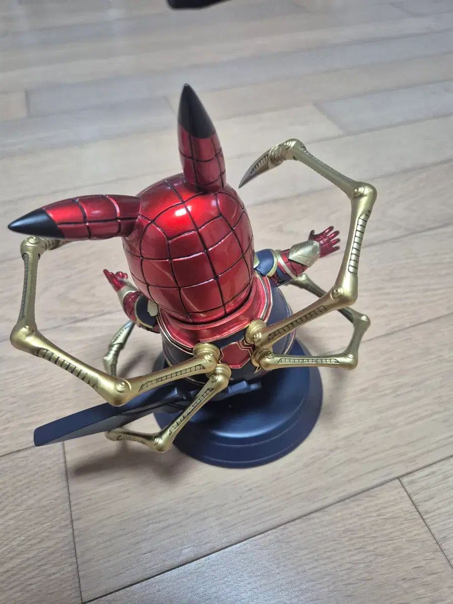 ピカチュウ アベンジャーズ コラボ