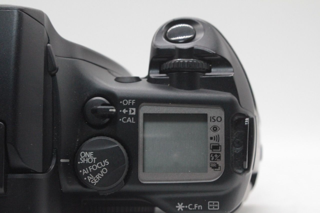 ☆良品☆キャノン CANON EOS 7 ボディ フィルム一眼 #8389@b RO3543