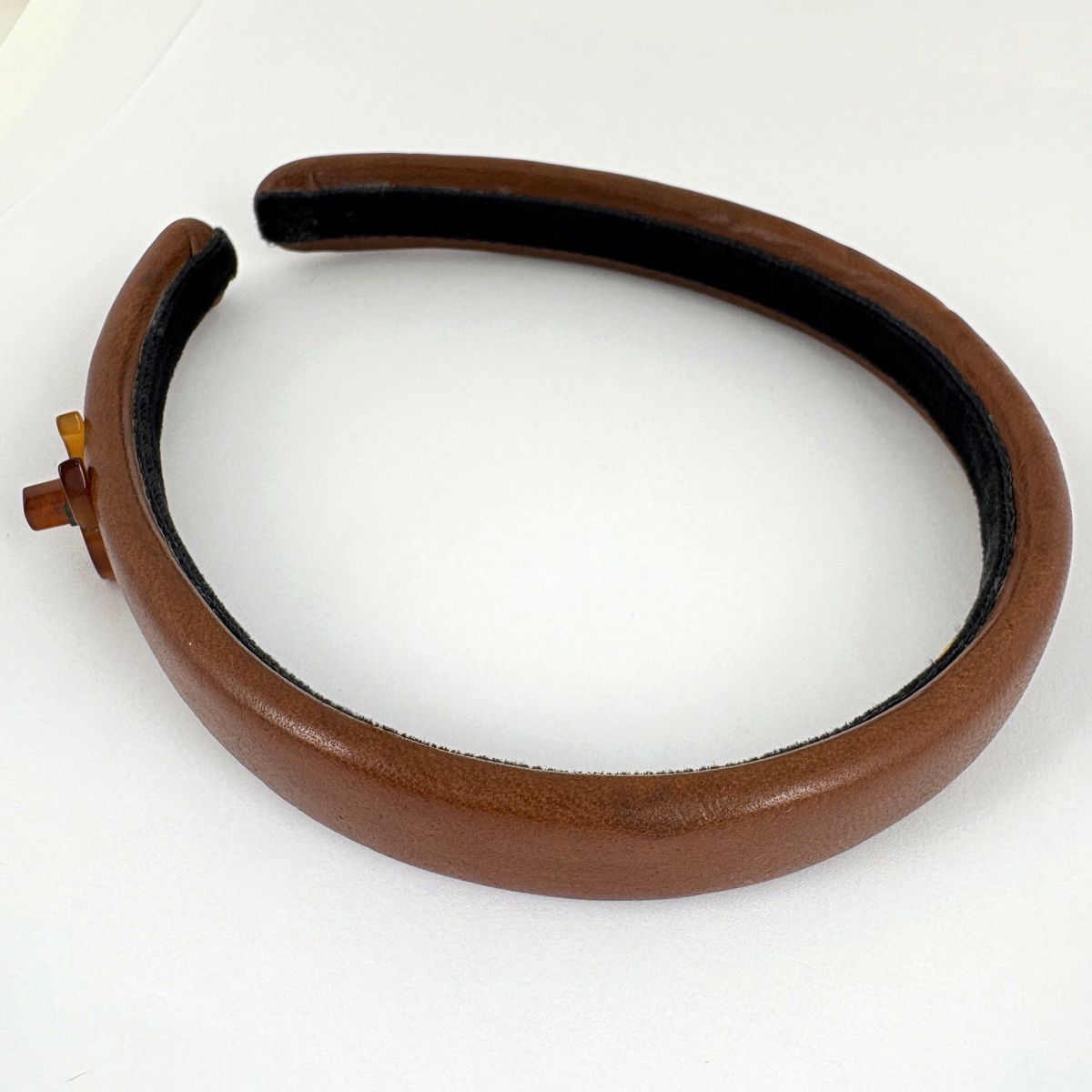 【未使用】シャネル ココマーク カチューシャ　チェーン ターンロック アイコン シャネル ターンロックココマーク チェーンカチューシャ 2022