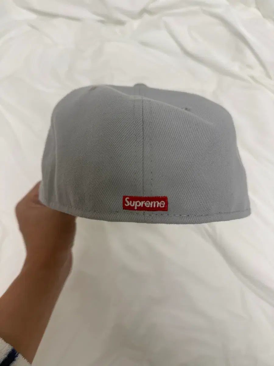 シュプリーム ニューエラ キャップ