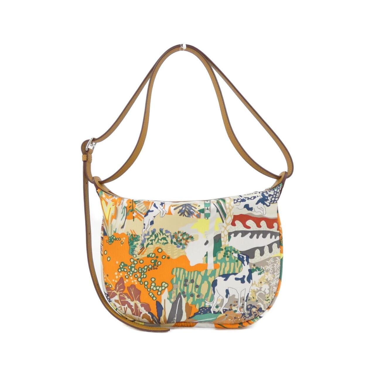 エルメス EN LIBERTE シュルソワ トゥー ゴー ポーチ