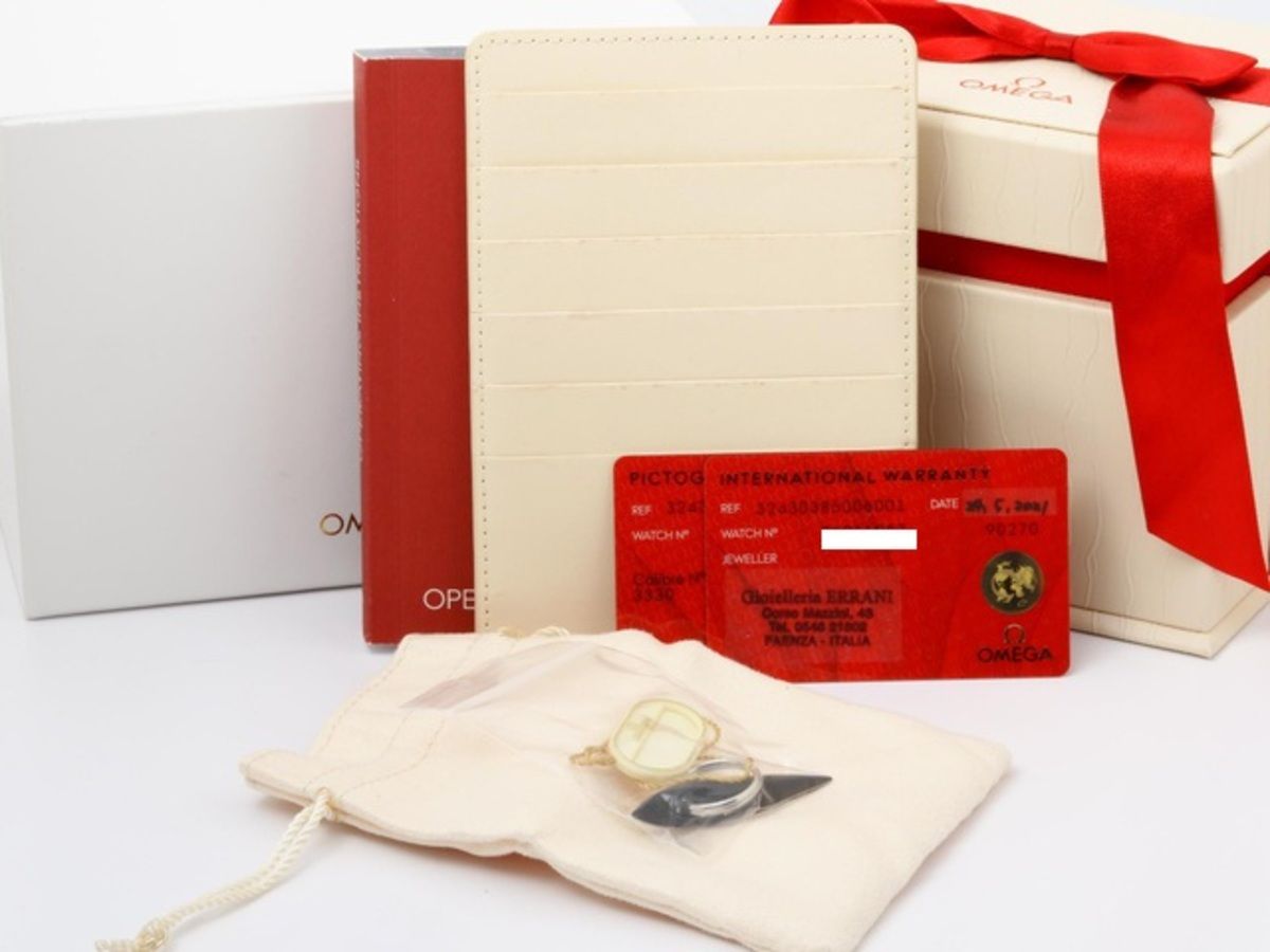  オメガ OMEGA スピードマスター 38 グレー 324 30 50 06 001 ステンレススティール 自動巻き時計 腕時計(アナログ)